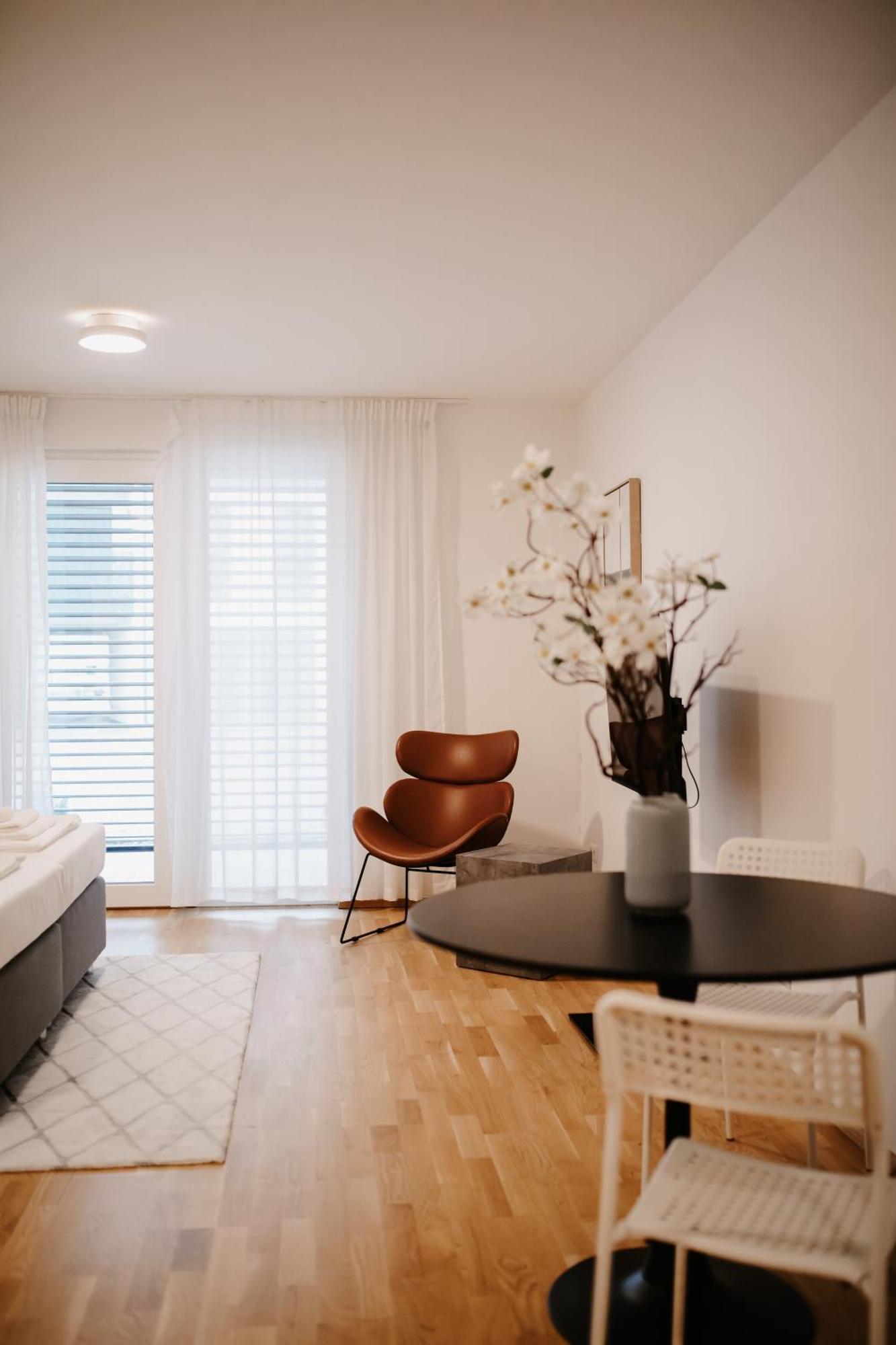 Modern * Viena